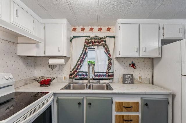 6601 SUTHERLAND AVE, New Port Richey, FL 34653