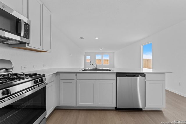 3825 Swift Fox Rd, New Braunfels, TX 78130