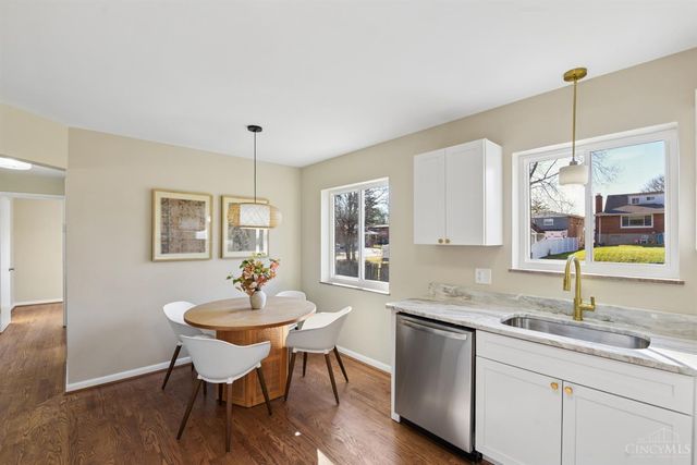 3307 Glenmont Lane, Green Twp, OH 45248