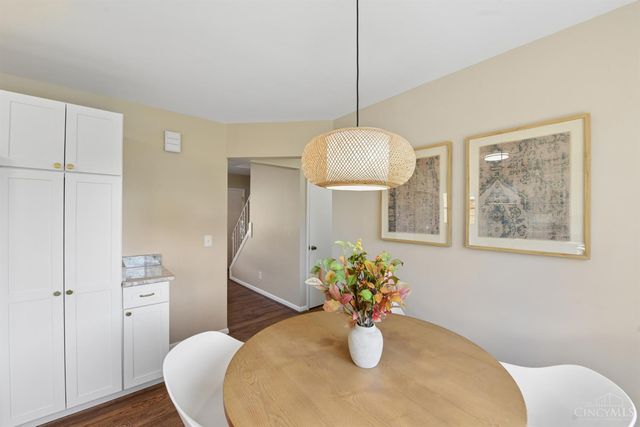 3307 Glenmont Lane, Green Twp, OH 45248