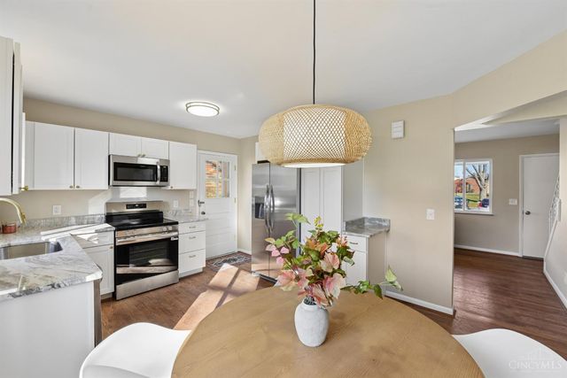 3307 Glenmont Lane, Green Twp, OH 45248