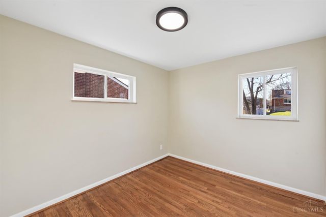 3307 Glenmont Lane, Green Twp, OH 45248