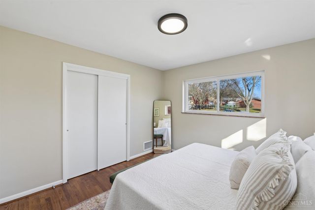 3307 Glenmont Lane, Green Twp, OH 45248