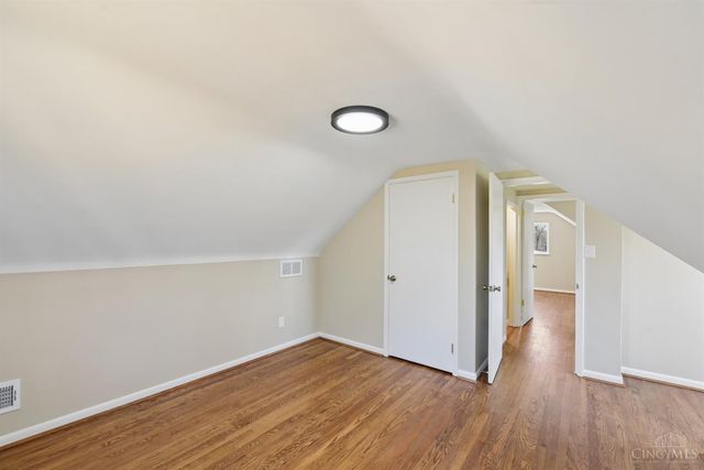 3307 Glenmont Lane, Green Twp, OH 45248