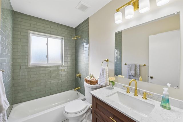 3307 Glenmont Lane, Green Twp, OH 45248