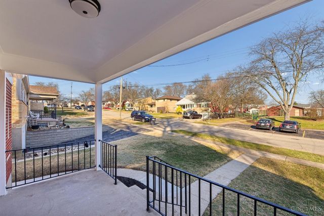 3307 Glenmont Lane, Green Twp, OH 45248