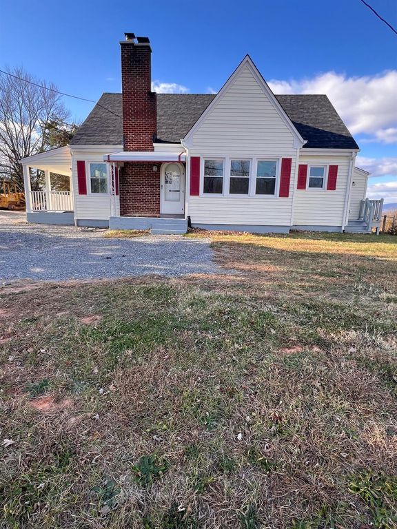 136 Wright Shop Rd, Madison Heights, VA 24572