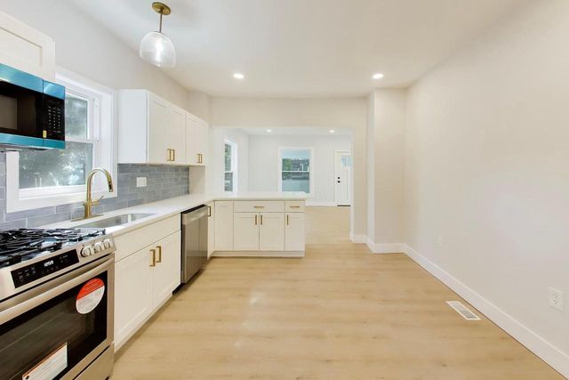 523 High STREET, Delavan, WI 53115