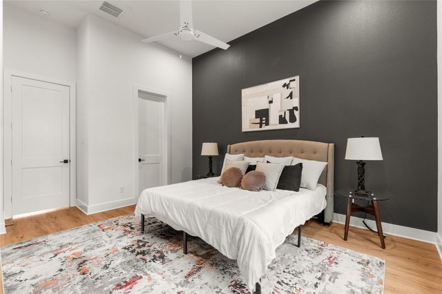 6619 Avenue Q B, Houston, TX 77011
