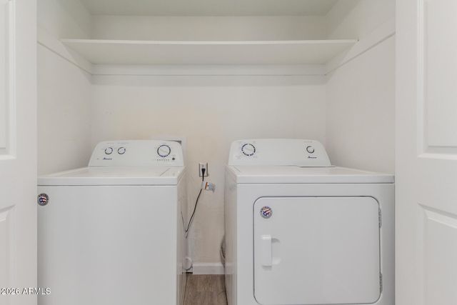 4530 E CAMINO Circle 1, Mesa, AZ 85205