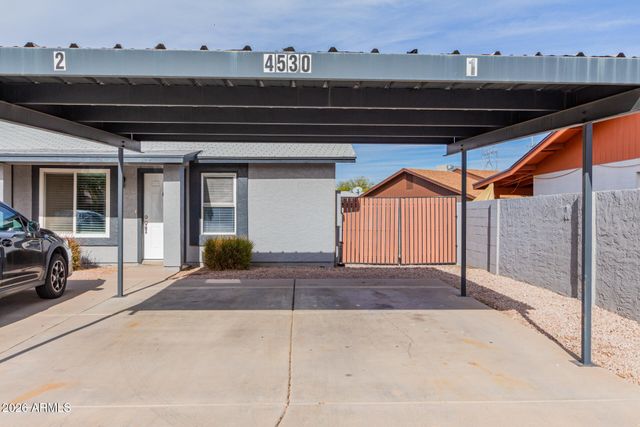 4530 E CAMINO Circle 1, Mesa, AZ 85205