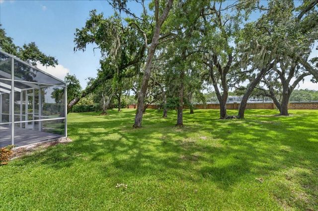 16754 CROSSBILL COURT, Spring Hill, FL 34610