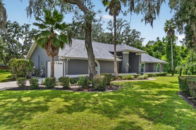 16754 CROSSBILL COURT, Spring Hill, FL 34610