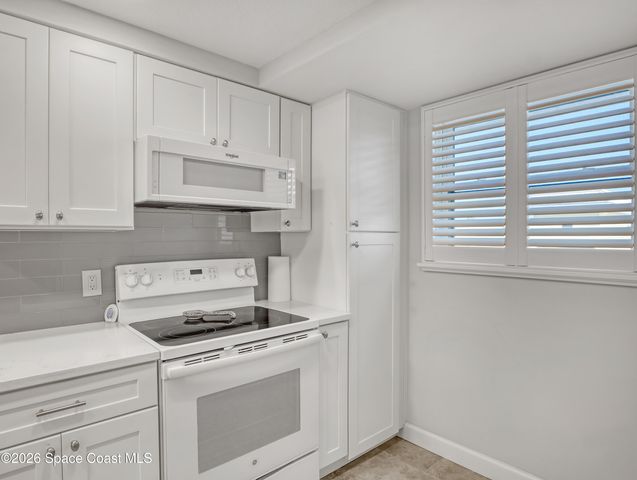 170 Paradise Boulevard 17014, Indialantic, FL 32903