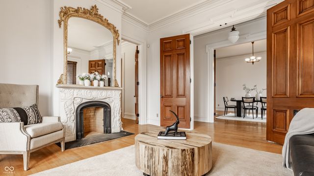 1028 N Delaware Street, Indianapolis, IN 46202