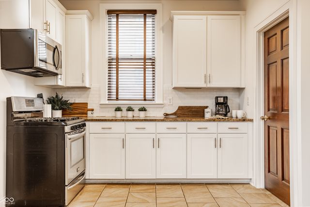 1028 N Delaware Street, Indianapolis, IN 46202