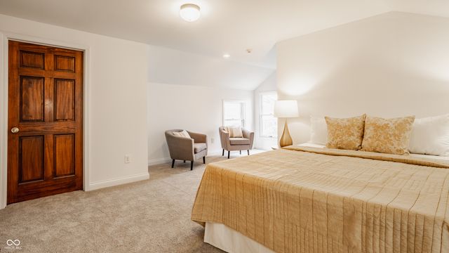 1028 N Delaware Street, Indianapolis, IN 46202