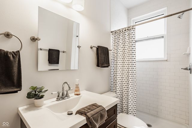 1028 N Delaware Street, Indianapolis, IN 46202