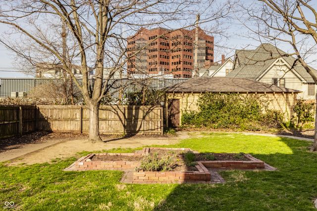 1028 N Delaware Street, Indianapolis, IN 46202