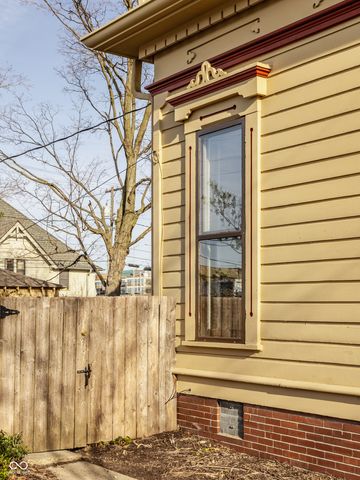 1028 N Delaware Street, Indianapolis, IN 46202