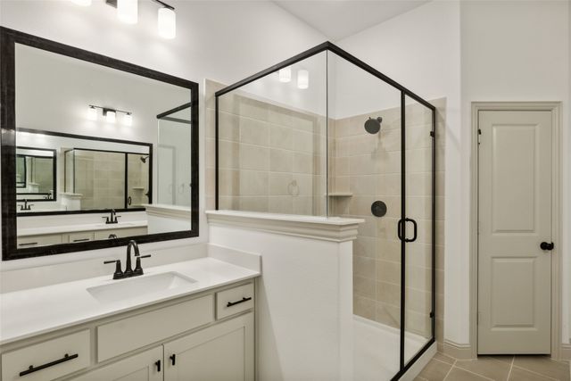 7135 Buchanan Drive, Grand Prairie, TX 75054