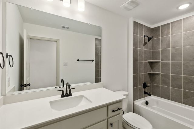 7135 Buchanan Drive, Grand Prairie, TX 75054