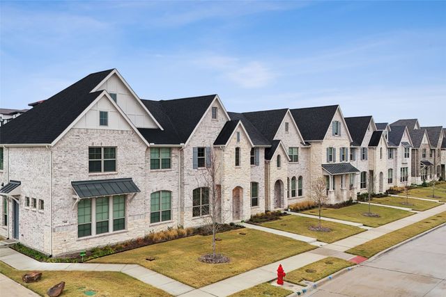 7135 Buchanan Drive, Grand Prairie, TX 75054