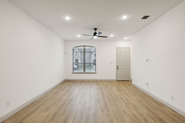 7135 Buchanan Drive, Grand Prairie, TX 75054