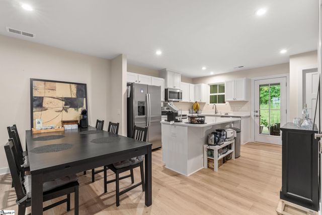 913 Leyburn Lane, Greenville, SC 29617