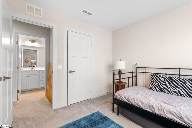 913 Leyburn Lane, Greenville, SC 29617