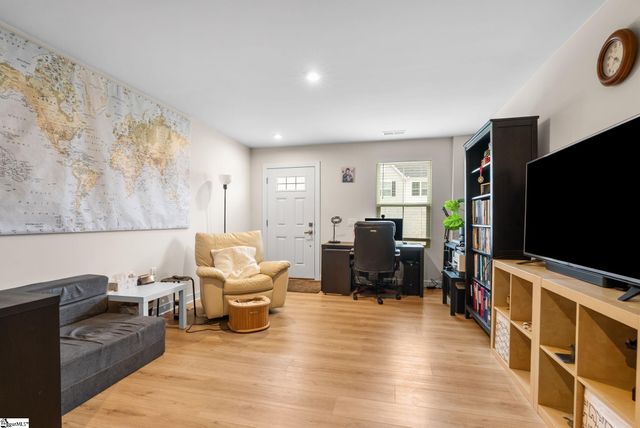 913 Leyburn Lane, Greenville, SC 29617