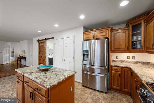 28 BASALT DR, Fredericksburg, VA 22406