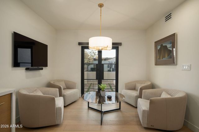 2737 E ARIZONA BILTMORE Circle 3, Phoenix, AZ 85016