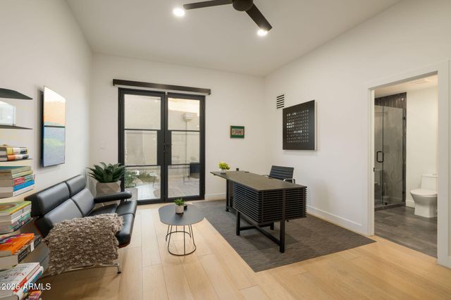 2737 E ARIZONA BILTMORE Circle 3, Phoenix, AZ 85016