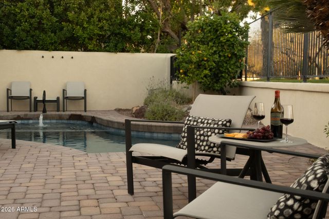 2737 E ARIZONA BILTMORE Circle 3, Phoenix, AZ 85016