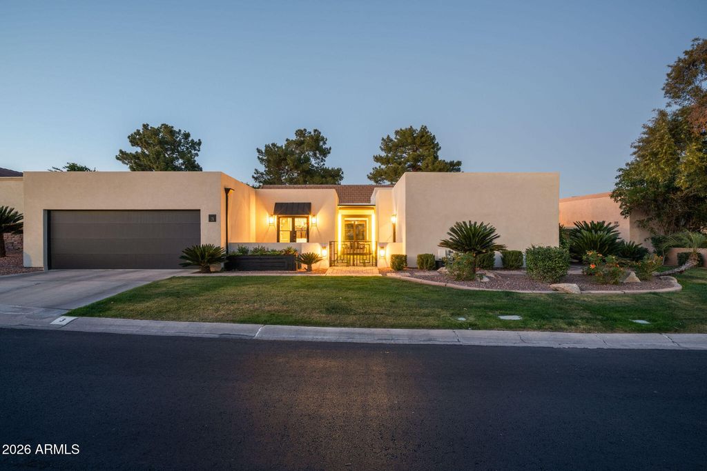 2737 E ARIZONA BILTMORE Circle 3, Phoenix, AZ 85016