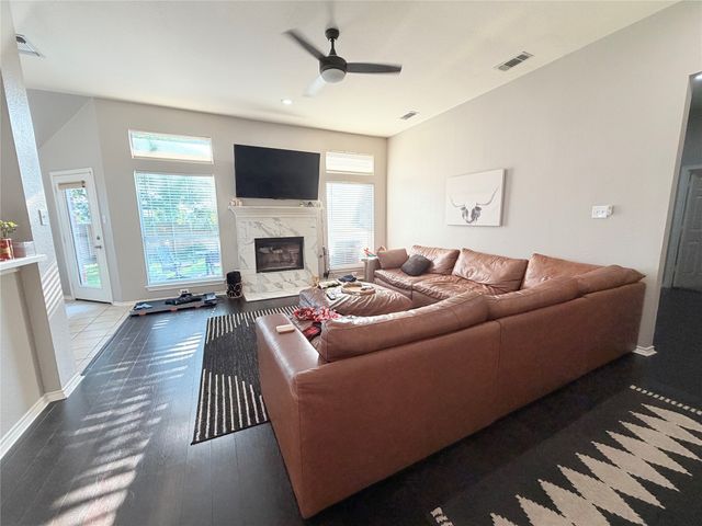 400 Sparrow Hawk, Mckinney, TX 75072