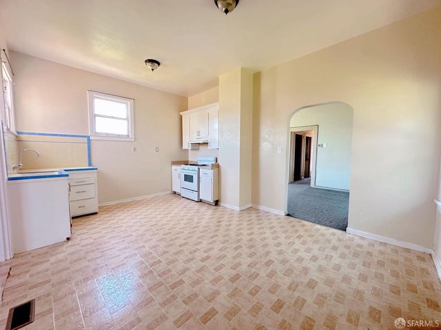 322 Commercial Avenue, South San Francisco, CA 94080