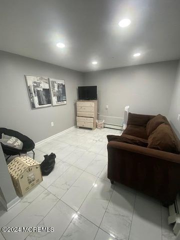 291 Lawrence Avenue, Oakhurst, NJ 07755