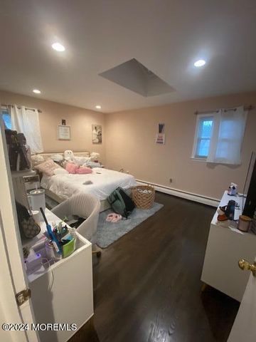 291 Lawrence Avenue, Oakhurst, NJ 07755
