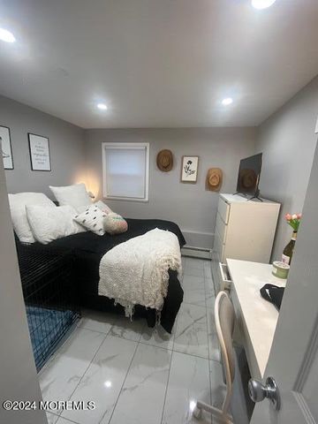 291 Lawrence Avenue, Oakhurst, NJ 07755