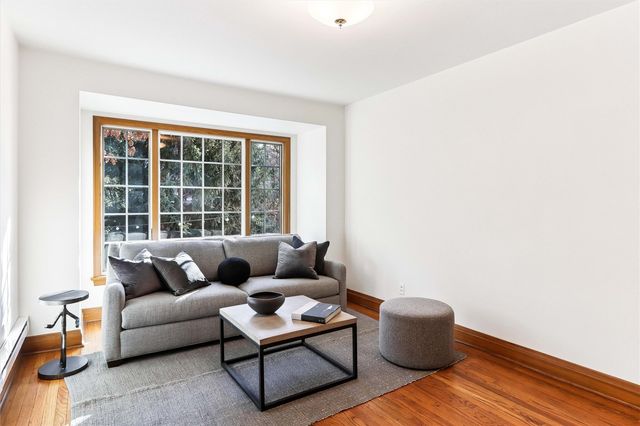 420 Lexington Ave, Iowa City, IA 52246