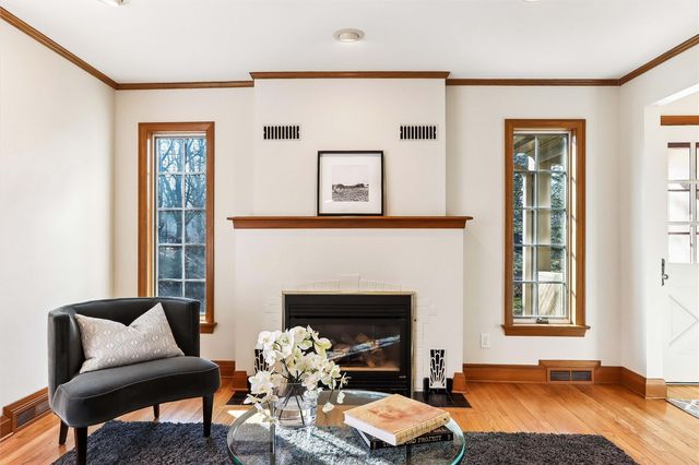 420 Lexington Ave, Iowa City, IA 52246