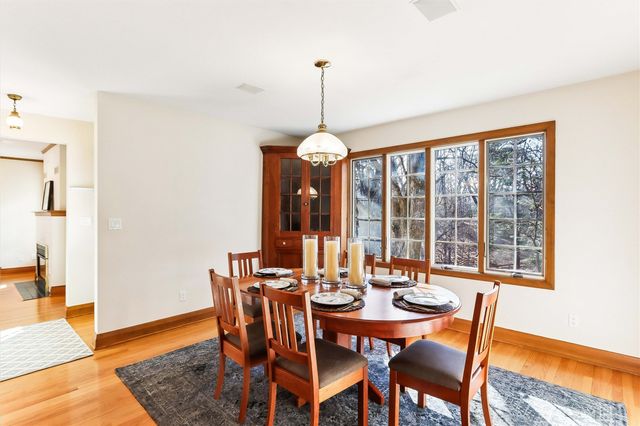 420 Lexington Ave, Iowa City, IA 52246