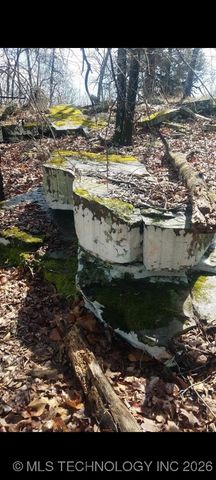 140 Gaines Creek, Canadian, OK 74425