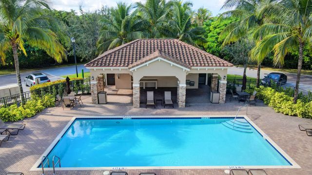 10342 Wellington Parc Drive, Wellington, FL 33449