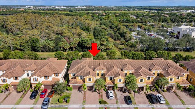 10342 Wellington Parc Drive, Wellington, FL 33449
