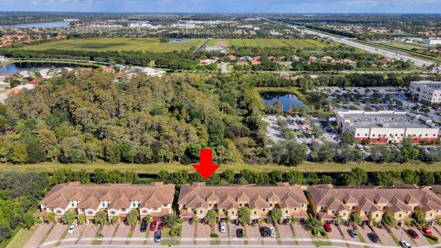 10342 Wellington Parc Drive, Wellington, FL 33449
