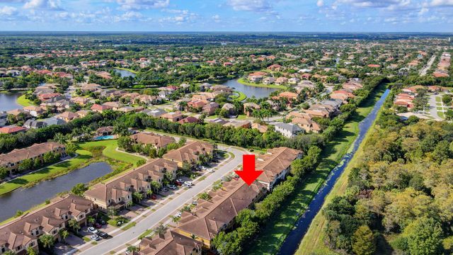 10342 Wellington Parc Drive, Wellington, FL 33449