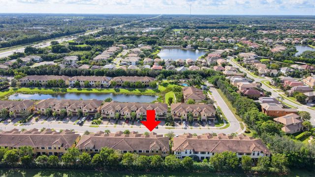 10342 Wellington Parc Drive, Wellington, FL 33449